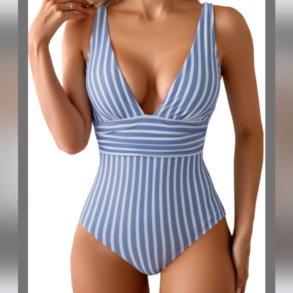 EoMenie NWT Sz S Striped Bathing Suit